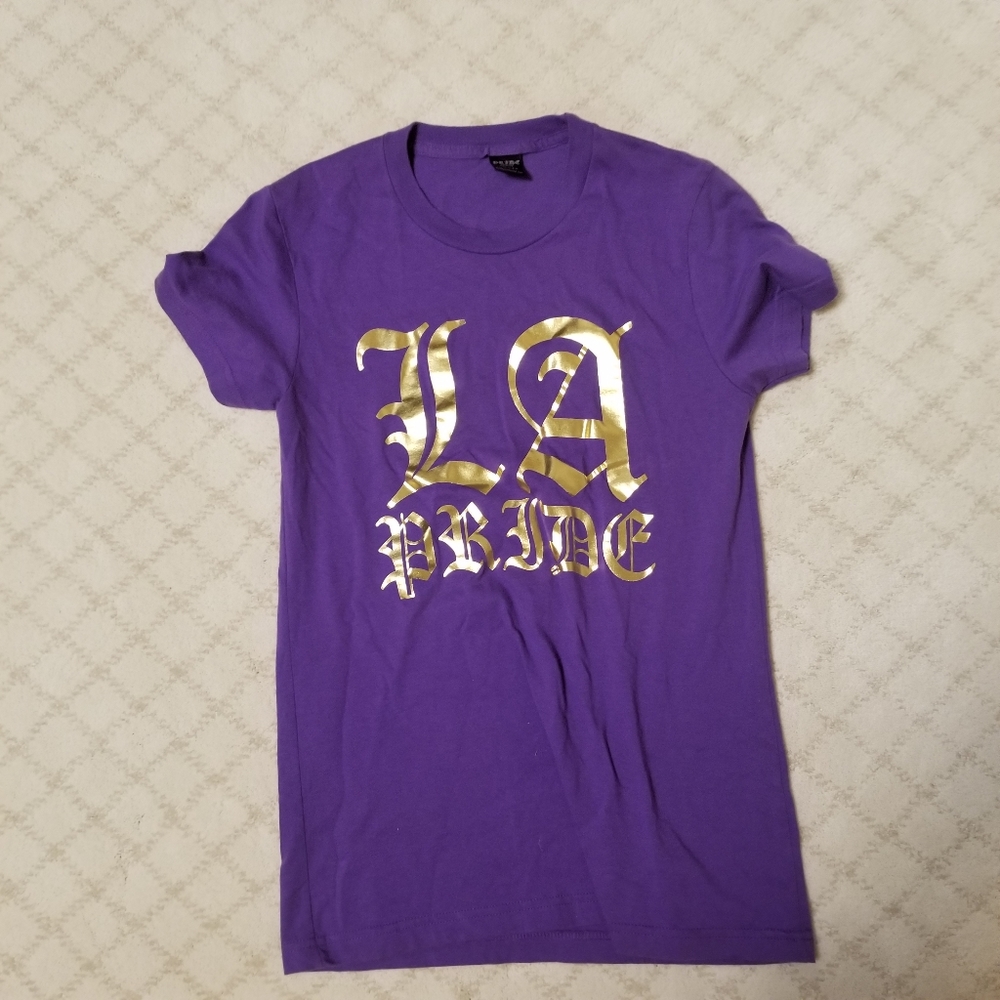 LA Pride tee shirt